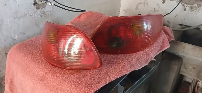 Par de lanterna traseira peugeot 206