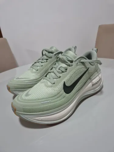 Tenis Nike Vomero Plus NOVO ORIGINAL