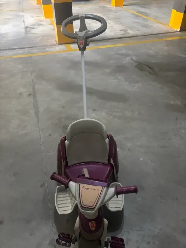 Triciclo infantil com apoio para os pés Evolution Biemme 