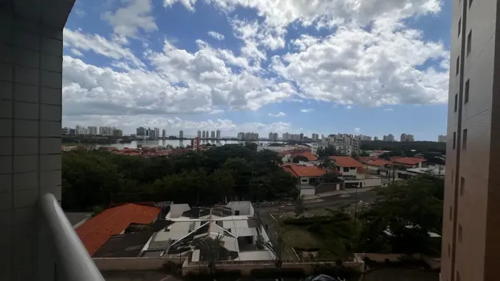 Imóvel para aluguel possui 65 metros quadrados com 2 quartos em Renascença - São Luís - MA