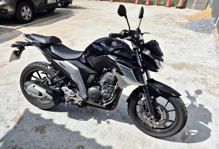 Vendo peças fazer 250 2022 Yamaha