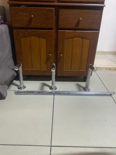 Arara para parede loja aço inoxidável