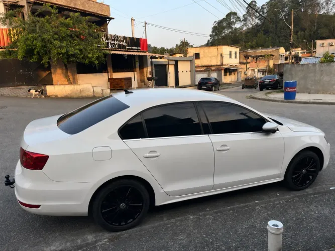 Volkswagen Jetta Highline 2.0 TSI 16V 4P Tiptronic 2012