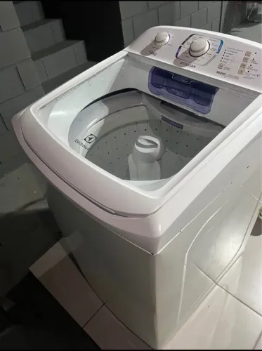 Máquina de lavar roupas Electrolux 16 kg