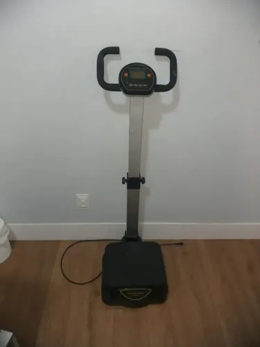 Plataforma vibratória semi nova