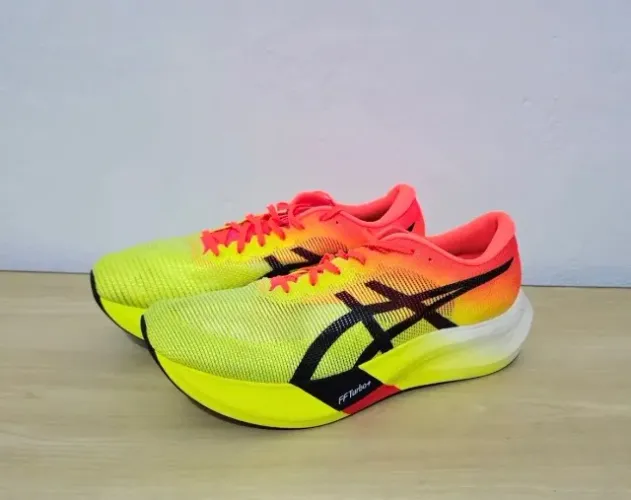 Tênis Asics Metaspeed Edge Paris Número 41