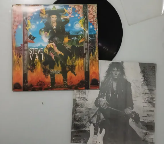LP(CAPA) Steve Vai - Passion and Warfare - LEIA!!!