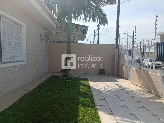 2 casas no mesmo terreno com 5 dormitórios bairro Jardim Atlântico