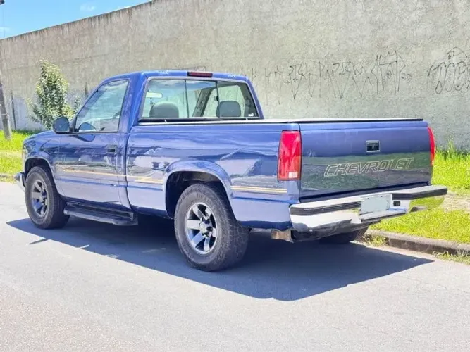 Chevrolet Silverado DLX 4.1 1998