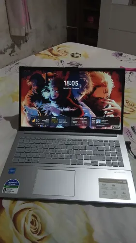 Notebook ASUS VivoBook E1504G Intel Core i3 4GB RAM SSD 256G