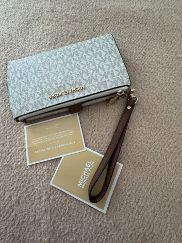 Carteira Michael Kors ORIGINAL - nova - com certificado de garantia