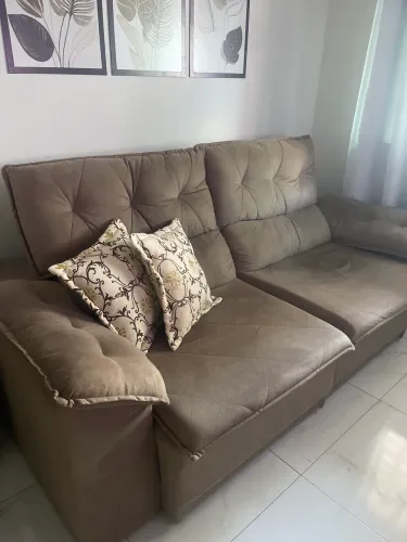 Sofá com nota fiscal,comprei a 10 meses novinho motivo da venda?vou me mudar