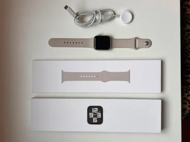 Apple Watch SE 40mm Bege