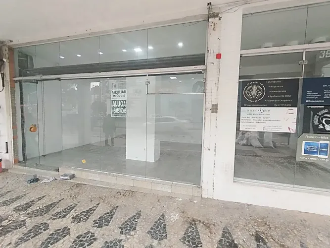 Imóvel para aluguel com 37 metros quadrados em Centro - Curitiba - PR