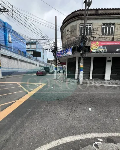 Loja para Alugar - Centro de São João de Meriti - Amplo Salão