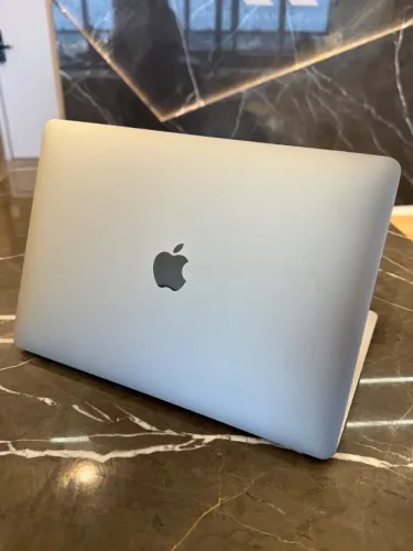 MacBook Pro 2020 13" M1 8gb 256gb - IMPECÁVEL