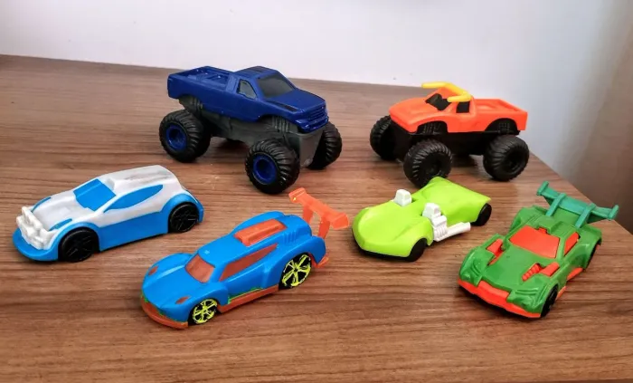 Lote Brinquedos HOT WHEELS ( McDonald's - BK )