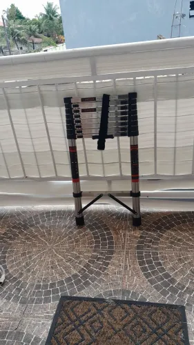 vendo escada telescópica 3,5 metros 9 degraus