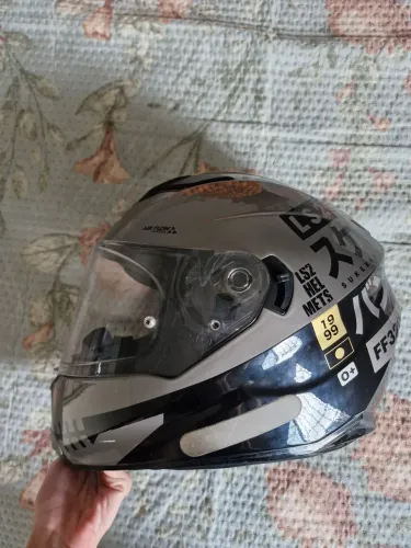 Capacete LS2 Modelo SUKEBAN N° 60 c/ Viseira rebatível