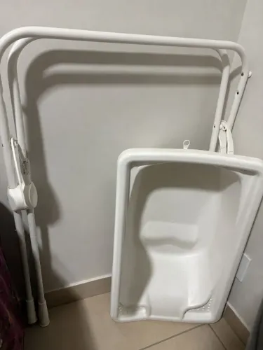 Banheira com suporte