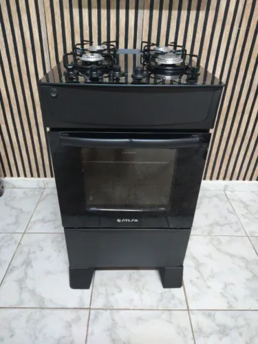 VENDO FOGÃO DE 4 BOCAS MESA DE VIDRO
