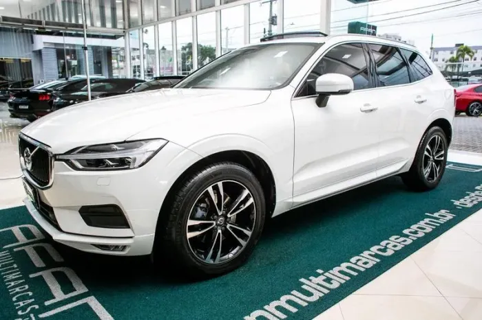 Volvo XC 60 T-5 Momentum 2.0 254cv AWD 5P 2019