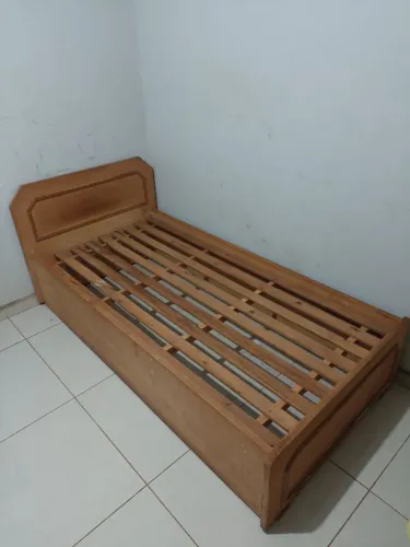 Cama de Madeira - Solteiro