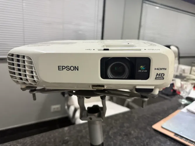 Projetor Epson PowerLite ELP-78 - 3LCD - HDMI-HD READY
