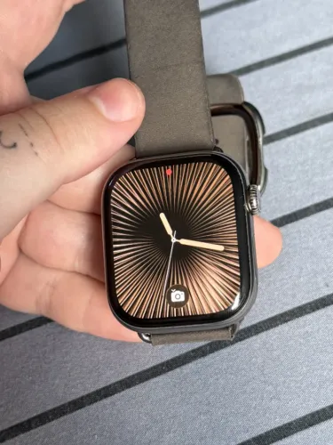 Apple Watch Series 10 TITÂNIO 42mm com GPS + Celular