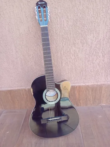 Vendo violão Giannini start novo