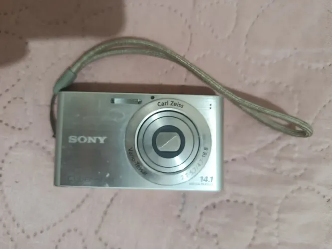 Câmera cybershot sony