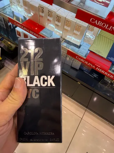 Perfume Carolina Herrera 212 VIP Black Eau de Parfum 100 ml masculino