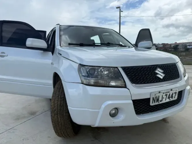 Suzuki Grand Vitara 2.0 16V 4x2/4x4 5P Aut. 2011