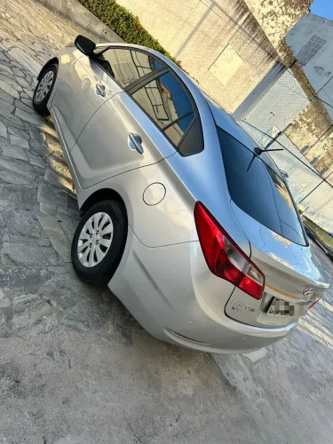Hyundai HB20S C.plus/c.style1.0 Flex 12V Mec. 4P 2015