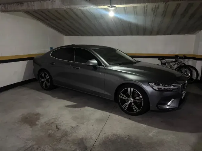 Volvo S60 T-5 Inscription 2.0 254cv 4P 2020