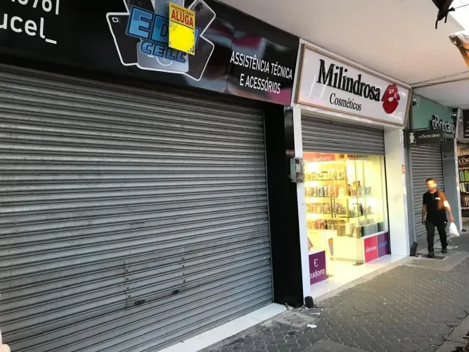 PONTO/LOJA COMERCIAL | CENTRO 3,25 por 8m com Mezanimo e Banheiro 7.600,00