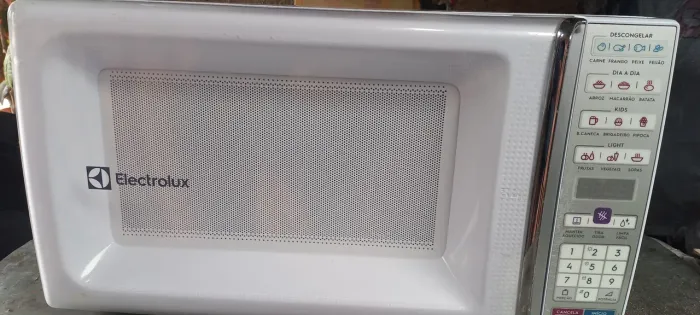 Microondas Electrolux 34L/127V