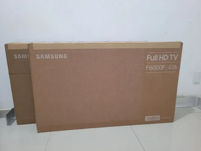 Smart Tv Samsung 43"lacrada NF e Garantia<br>e Garantia