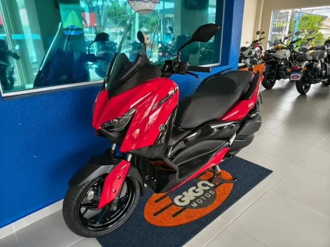 YAMAHA XMAX ABS 2022/2023