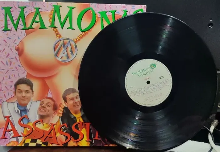 LP Vinil dos MAMONAS ASSASSINAS