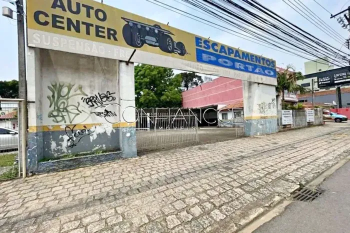 Terreno Comercial para alugar no Portão, Curitiba - PR | Confiancce Imóveis