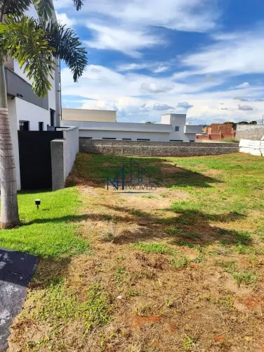 Lote 389 M²- Condominio Village Trindade - Trindade - GO