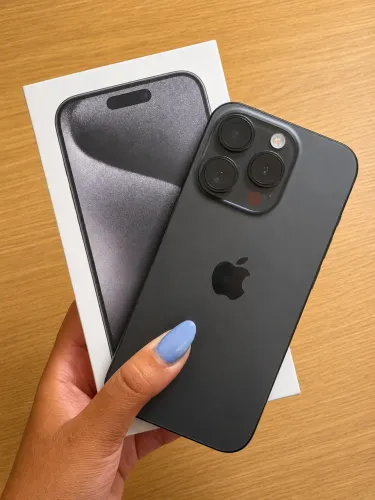 iPhone 15 Pro 256GB - Perfeito Estado