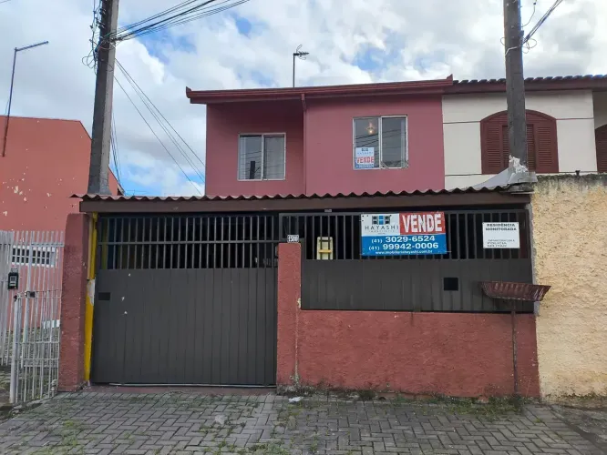Sobrado Alto Boqueirão, 3 dorm,, 103m² construção, 145m² terreno, ótima localização!