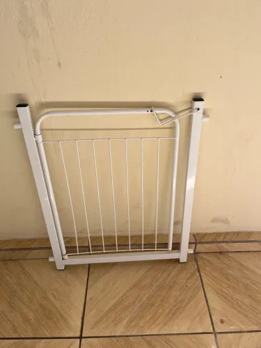 Grade de proteção para porta 
