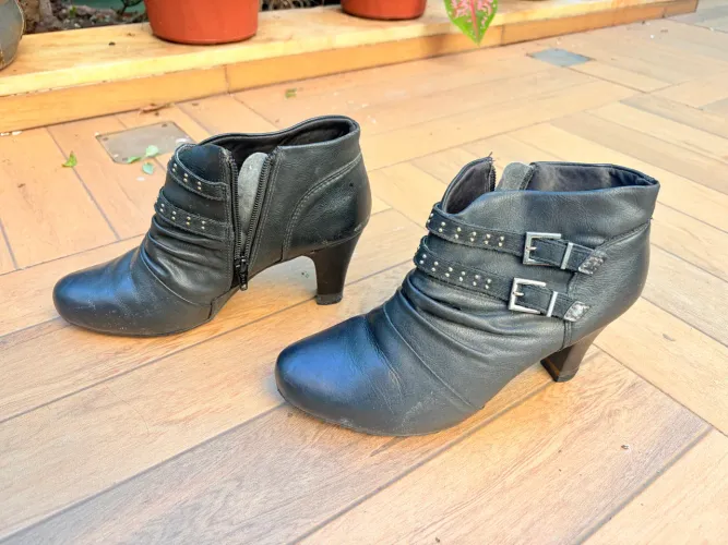 Bota de couro