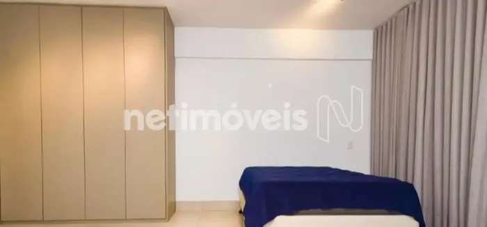 Lourdes: viva com praticidade e elegância neste estúdio completo