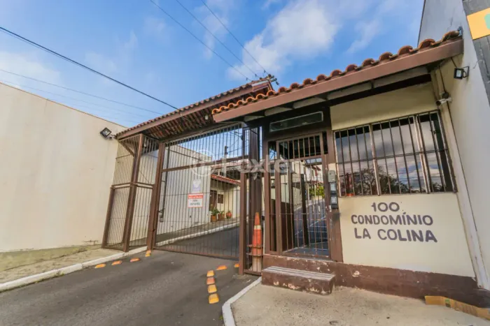 Casa em Condomínio à venda Avenida Monte Cristo, Vila Nova - Porto Alegre
