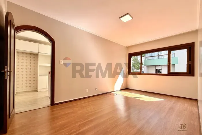 Apartamento no Exposição com 3 dormitórios