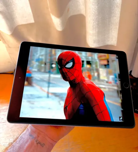 iPad 6ª Gen 128GB - IMPECÁVEL
